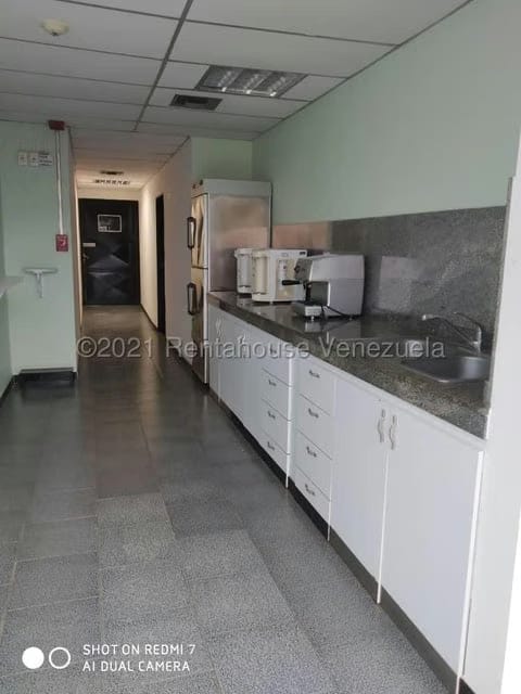 Comercial (Galpon - Deposito) en Venta en Rio Tuy, Miranda - 43