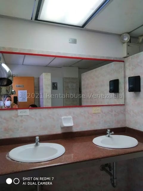Comercial (Galpon - Deposito) en Venta en Rio Tuy, Miranda - 45