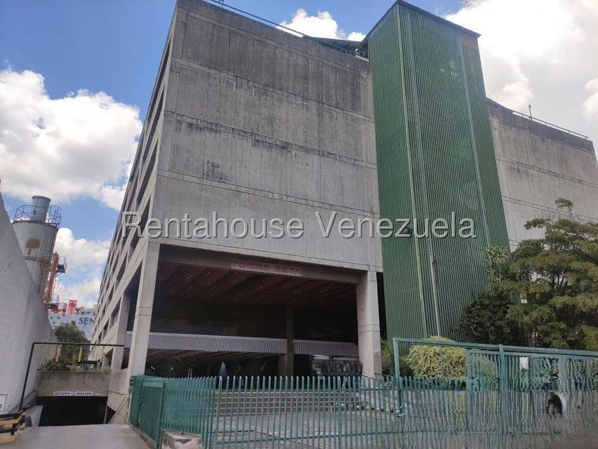 Comercial (Oficina) en Alquiler en Los Ruices, Distrito Metropolitano