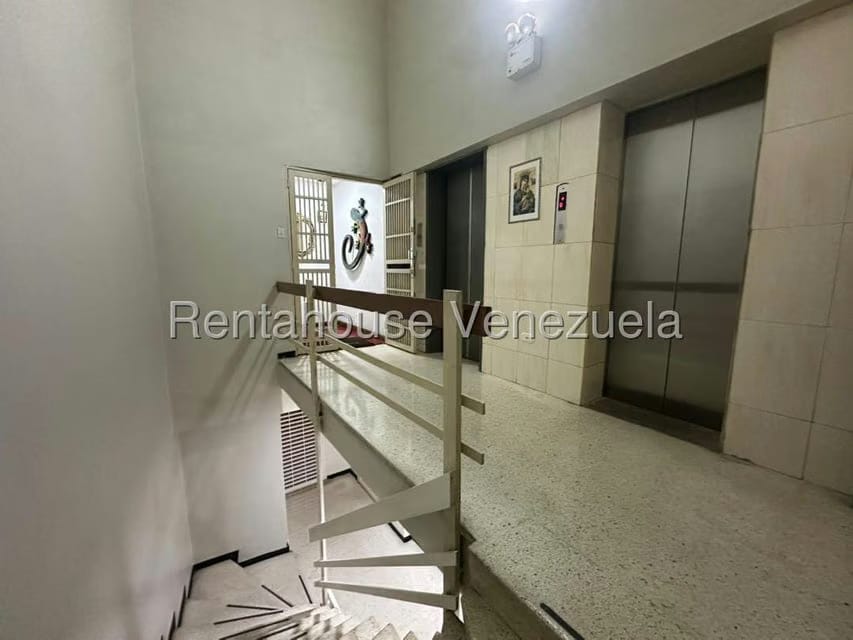 Apartamento (1 Nivel) en Venta en El Paraiso, Distrito Metropolitano - 4