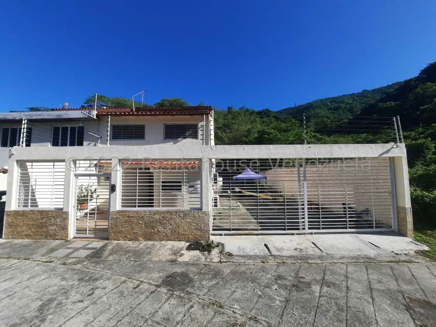 Casa (Duplex) en Venta en Izcaragua, Distrito Metropolitano - 3