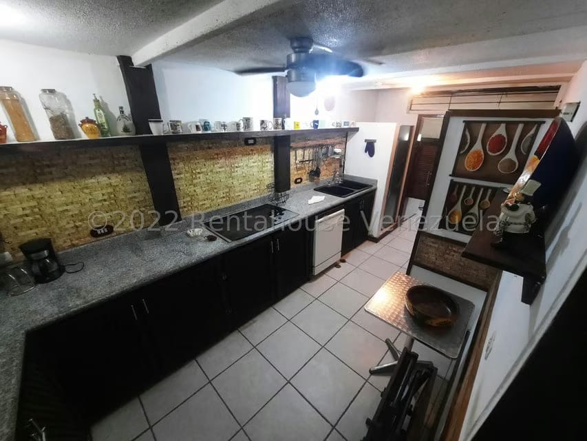 Casa (Duplex) en Venta en Izcaragua, Distrito Metropolitano - 37