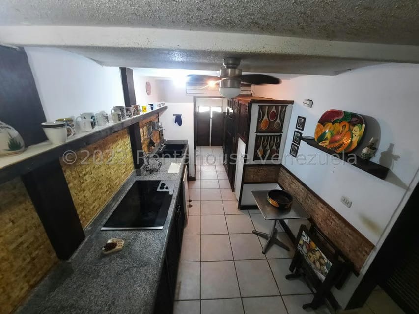 Casa (Duplex) en Venta en Izcaragua, Distrito Metropolitano - 42