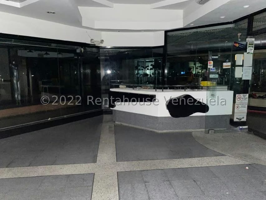 Comercial (Local Comercial) en Alquiler en El Cafetal, Distrito Metropolitano - 9