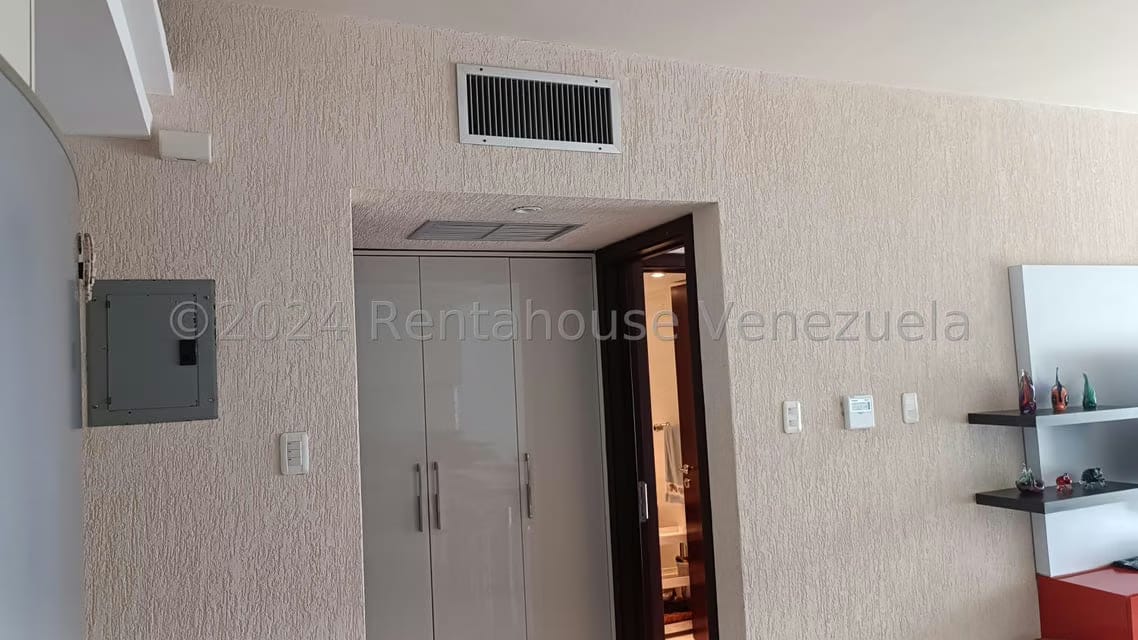 Apartamento (1 Nivel) en Venta en Agua Sal, Miranda - 9