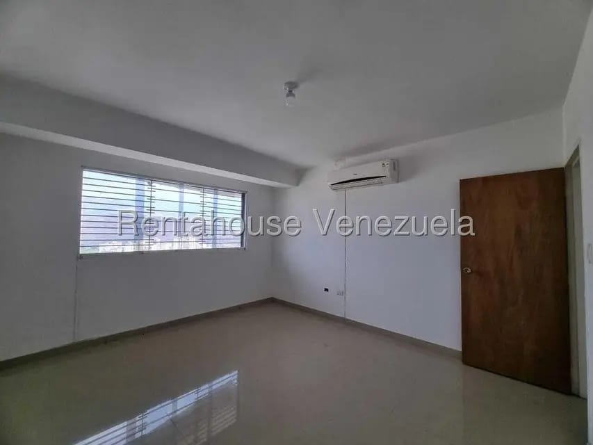 Apartamento (Penthouse) en Venta en Zona Centro, Aragua - 27