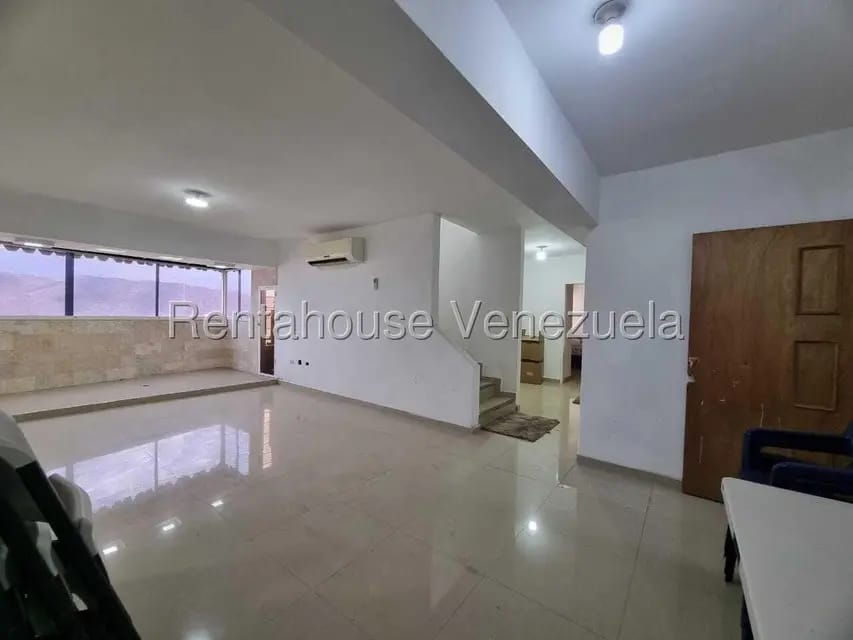 Apartamento (Penthouse) en Venta en Zona Centro, Aragua - 4