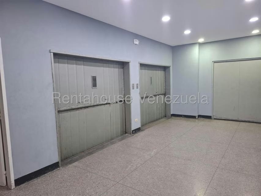 Comercial (Galpon - Deposito) en Alquiler en Boleita Norte, Distrito Metropolitano - 3
