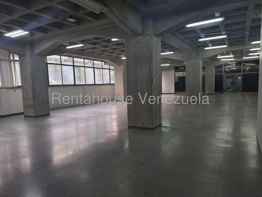 Comercial (Galpon - Deposito) en Alquiler en Boleita Norte, Distrito Metropolitano - 10
