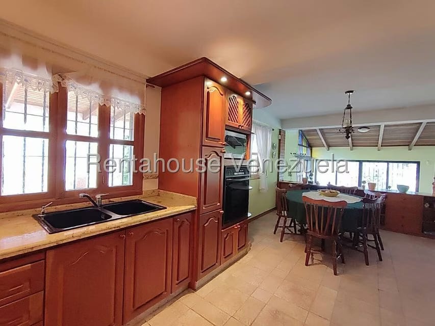 Casa (Duplex) en Venta en La Colonia Tovar, Aragua - 12