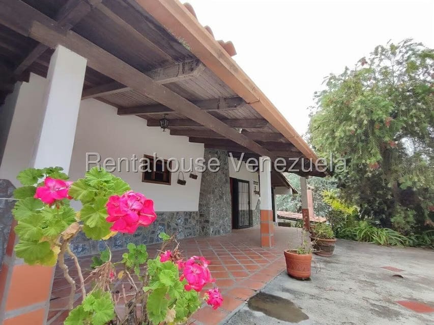 Casa (Duplex) en Venta en La Colonia Tovar, Aragua - 27