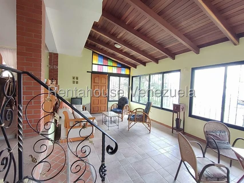 Casa (Duplex) en Venta en La Colonia Tovar, Aragua - 4