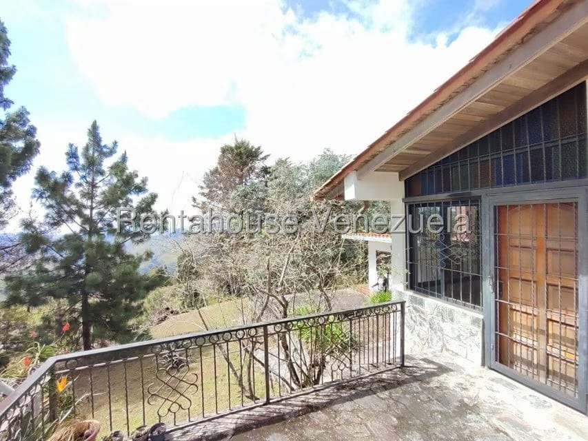 Casa (Duplex) en Venta en La Colonia Tovar, Aragua - 36
