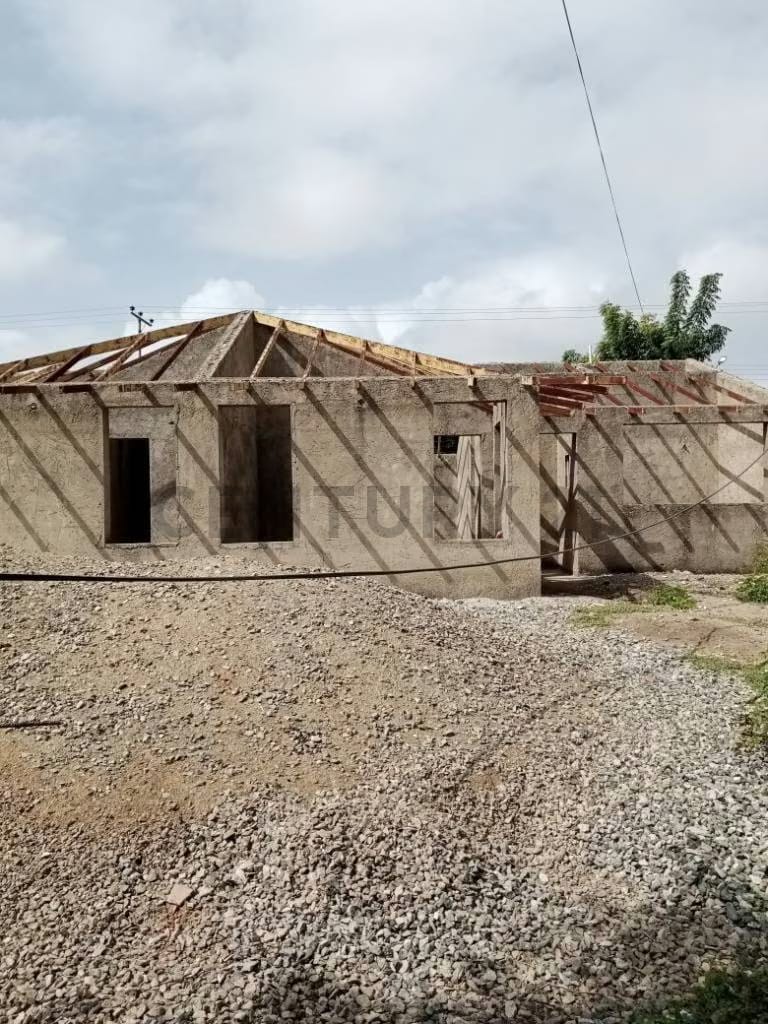 TERRENO EL HATO CON PROYECTO 10 VIVIENDAS UNIFAMILIARES,GUACUCO,MARGARITA - 33