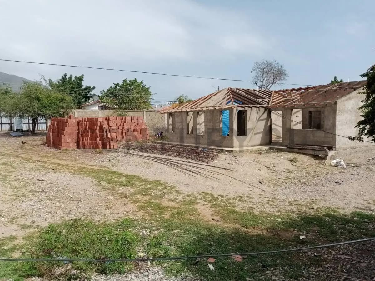 TERRENO EL HATO CON PROYECTO 10 VIVIENDAS UNIFAMILIARES,GUACUCO,MARGARITA - 9