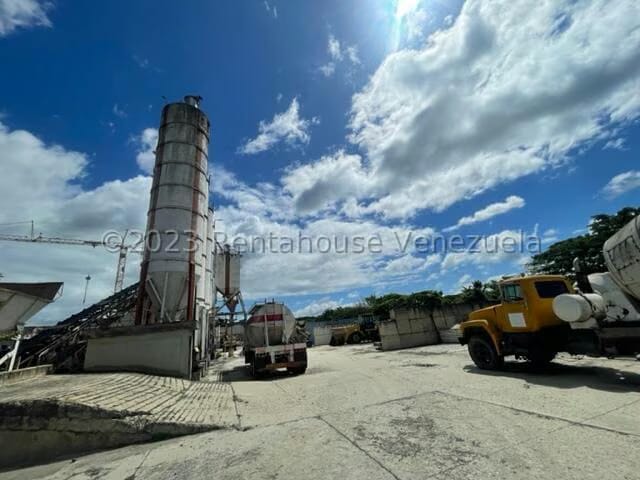 Negocios y Empresas (Construccion) en Venta en Rio Tuy, Miranda - 3
