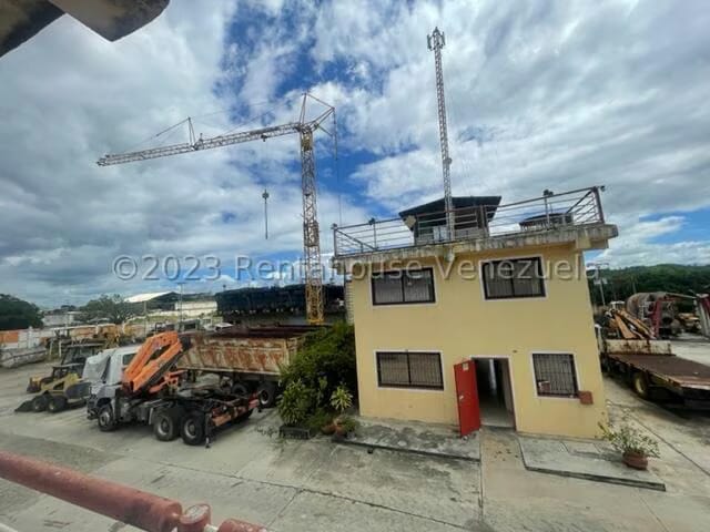 Negocios y Empresas (Construccion) en Venta en Rio Tuy, Miranda - 24
