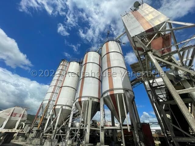 Negocios y Empresas (Construccion) en Venta en Rio Tuy, Miranda - 4