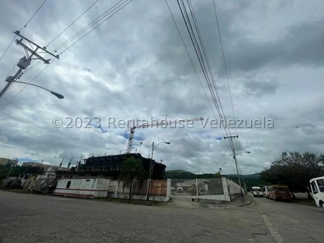 Negocios y Empresas (Construccion) en Venta en Rio Tuy, Miranda - 51