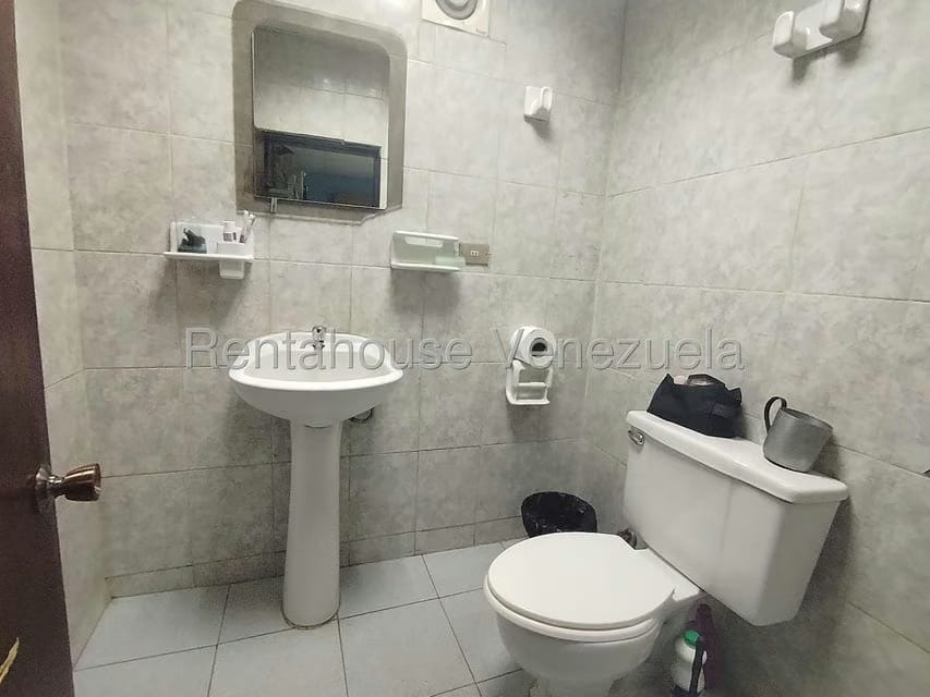 Comercial (Local Comercial) en Alquiler en Quinta Crespo, Distrito Metropolitano - 22