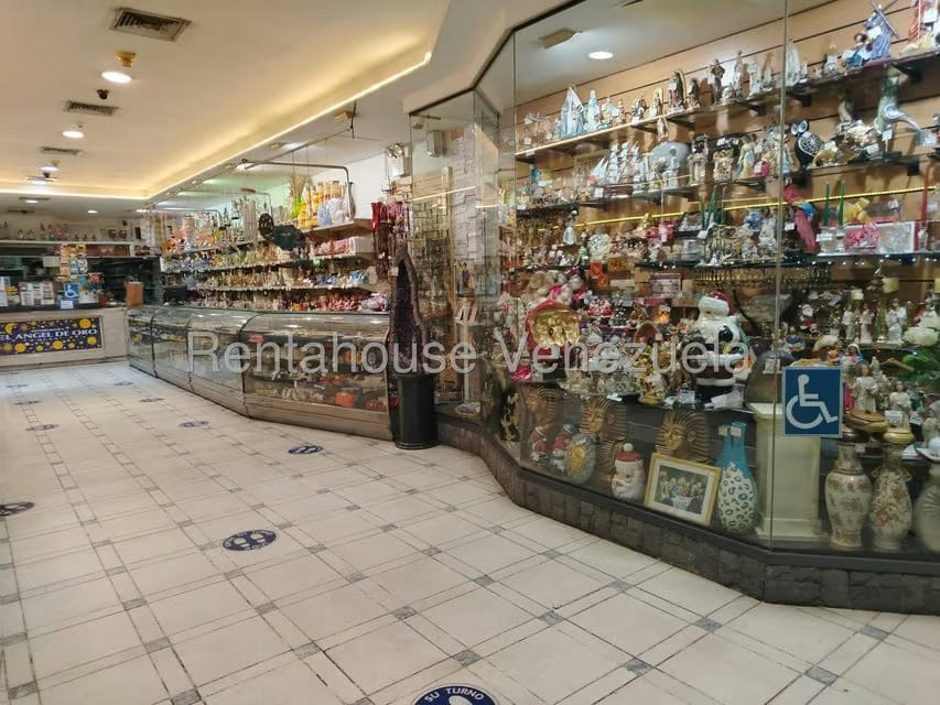 Comercial (Local Comercial) en Alquiler en Quinta Crespo, Distrito Metropolitano - 5