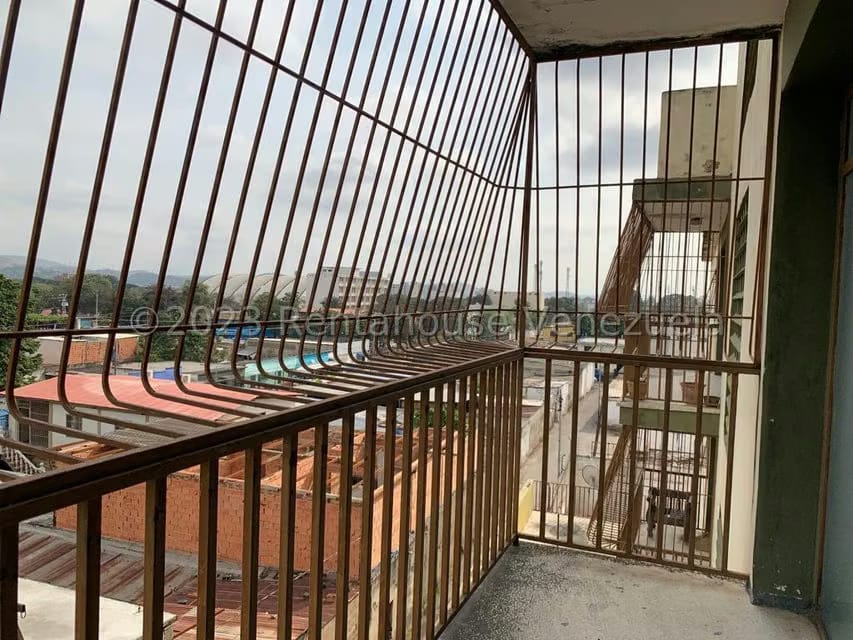 Comercial (Edificio) en Venta en Centro, Lara - 32