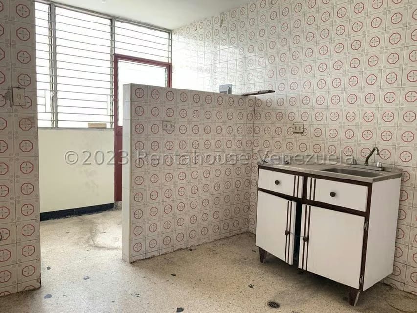 Comercial (Edificio) en Venta en Centro, Lara - 36