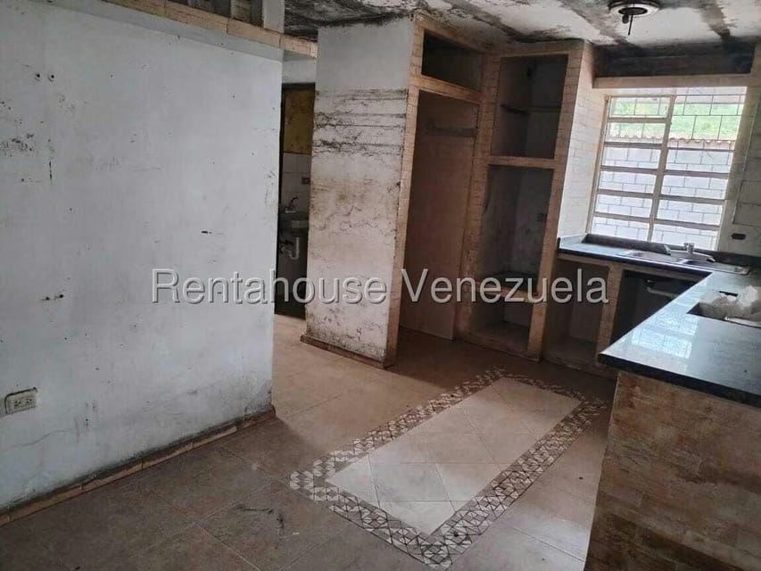 Casa (Duplex) en Venta en Lomas del Este, Carabobo - 75