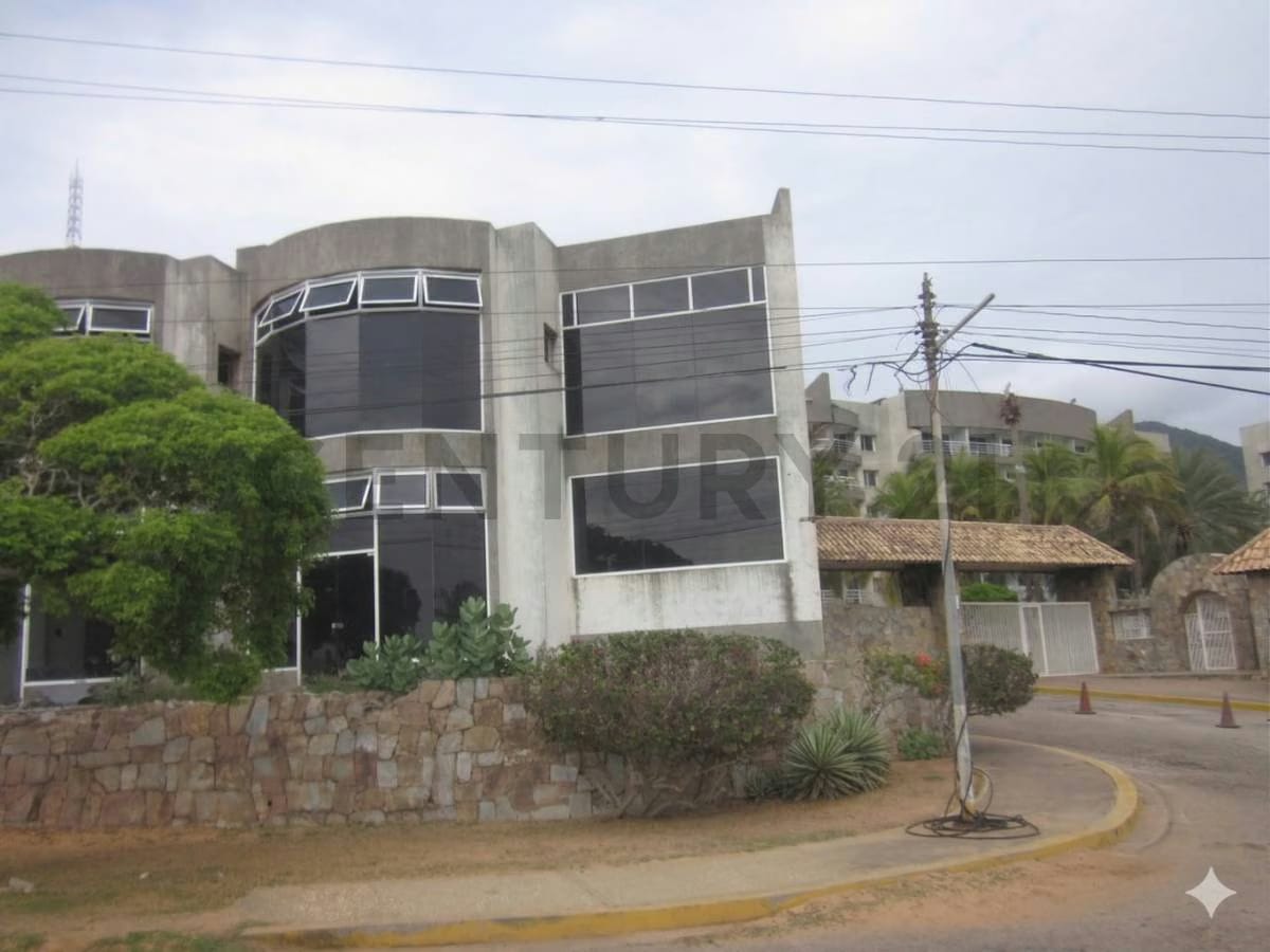 Edifico en venta en Playa Guacuco Isla de Margarita - 5