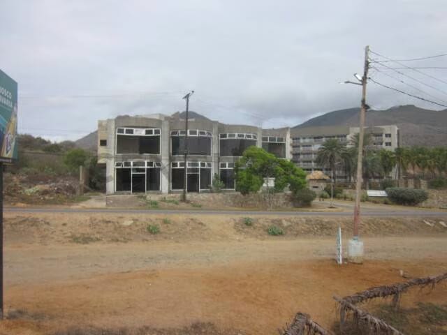 Edifico en venta en Playa Guacuco Isla de Margarita - 7