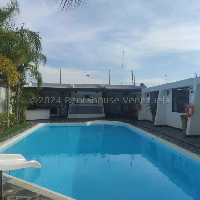 Casa (1 Nivel) en Venta en Campo Urdaneta, Zulia - 11