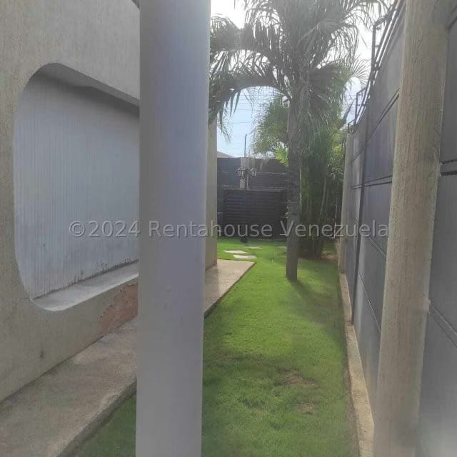Casa (1 Nivel) en Venta en Campo Urdaneta, Zulia - 16