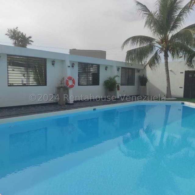 Casa (1 Nivel) en Venta en Campo Urdaneta, Zulia - 6