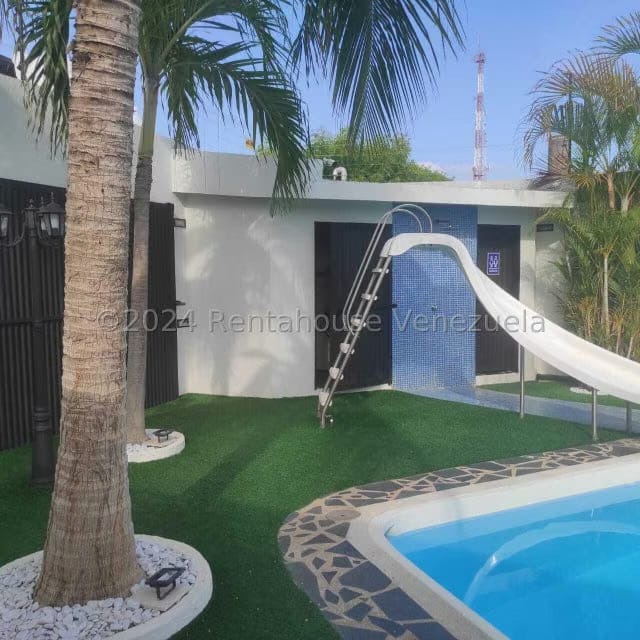 Casa (1 Nivel) en Venta en Campo Urdaneta, Zulia - 8