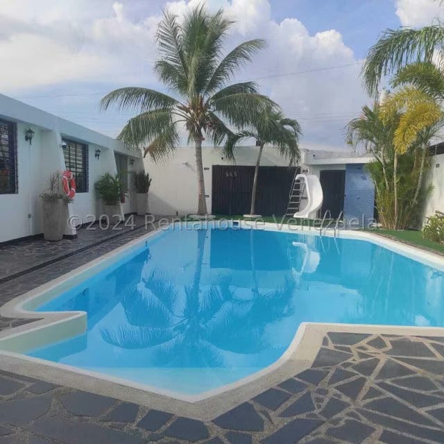 Casa (1 Nivel) en Venta en Campo Urdaneta, Zulia - 10