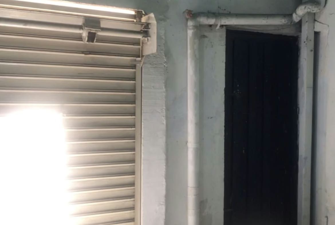 Local-Galpon 37 con Av. 20 - 3