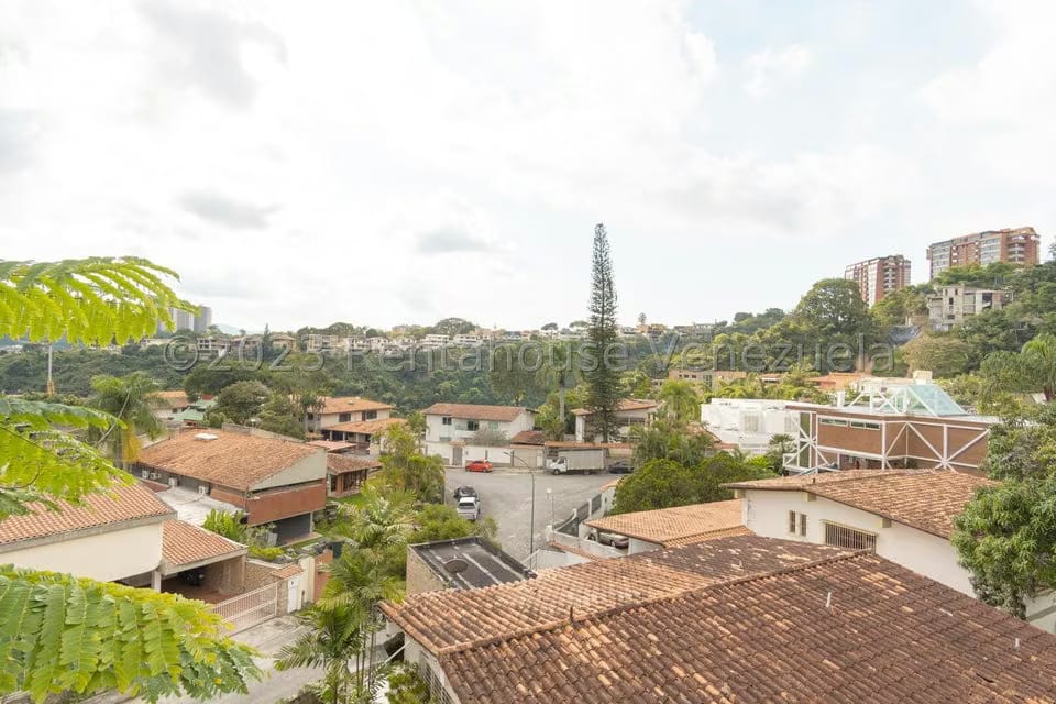 Casa (Multipes Niveles) en Venta en Colinas del Tamanaco, Distrito Metropolitano - 25