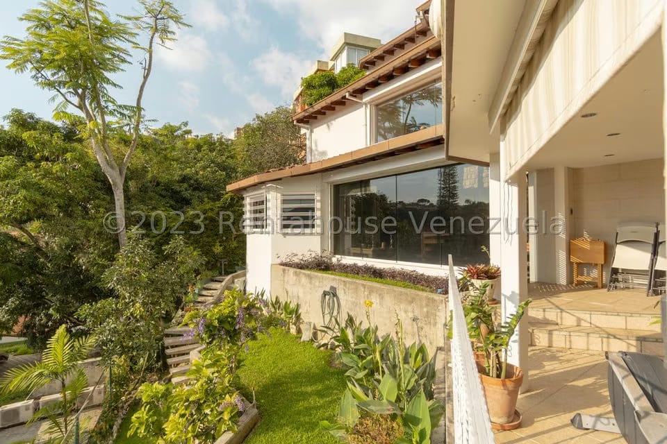 Casa (Multipes Niveles) en Venta en Colinas del Tamanaco, Distrito Metropolitano - 33