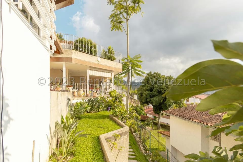 Casa (Multipes Niveles) en Venta en Colinas del Tamanaco, Distrito Metropolitano - 34