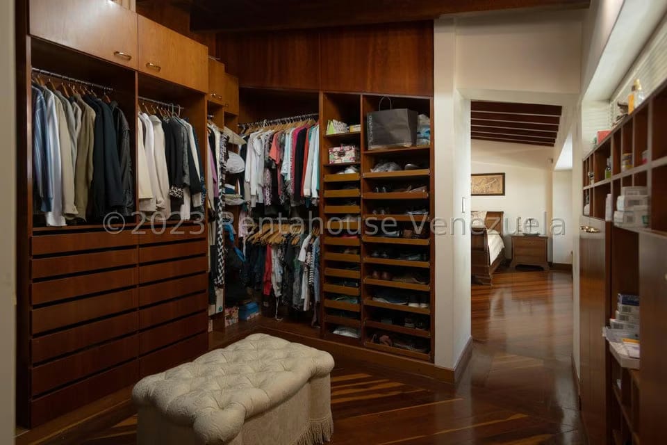 Casa (Multipes Niveles) en Venta en Colinas del Tamanaco, Distrito Metropolitano - 48