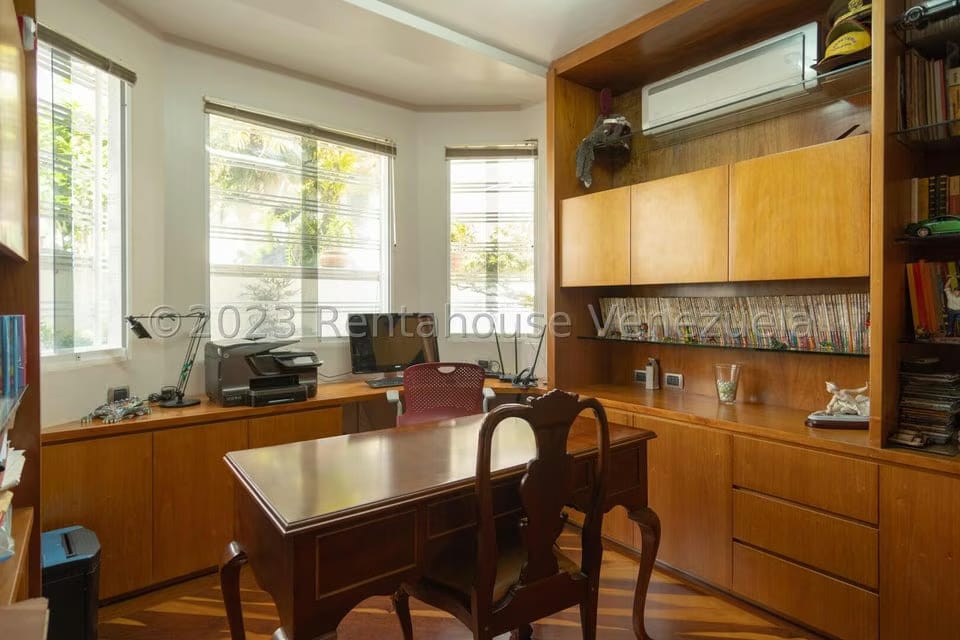 Casa (Multipes Niveles) en Venta en Colinas del Tamanaco, Distrito Metropolitano - 7