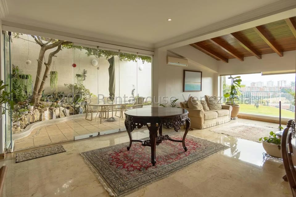 Casa (Multipes Niveles) en Venta en Colinas del Tamanaco, Distrito Metropolitano - 10