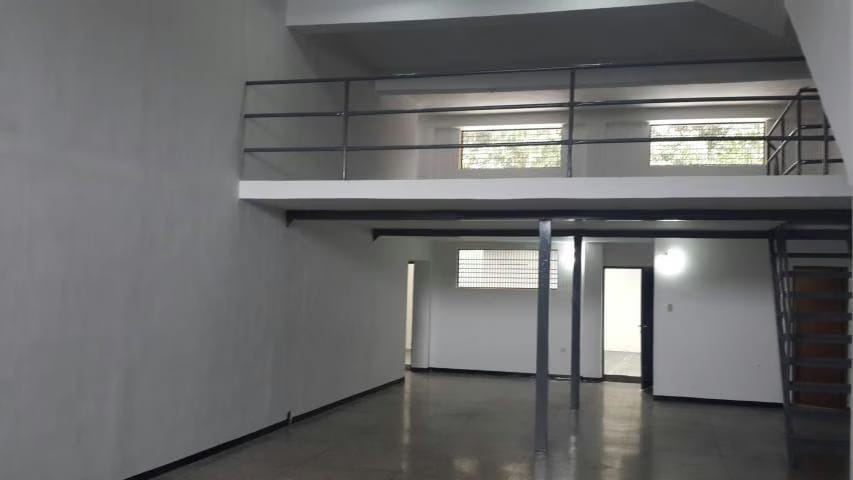 Comercial (Edificio) en Venta en Centro, Lara - 2