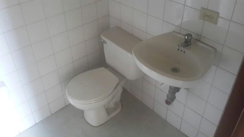Comercial (Edificio) en Venta en Centro, Lara - 17