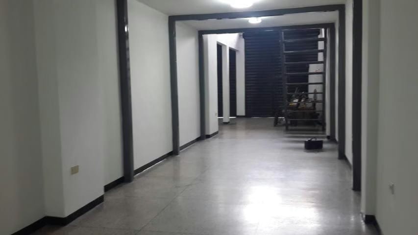 Comercial (Edificio) en Venta en Centro, Lara - 4