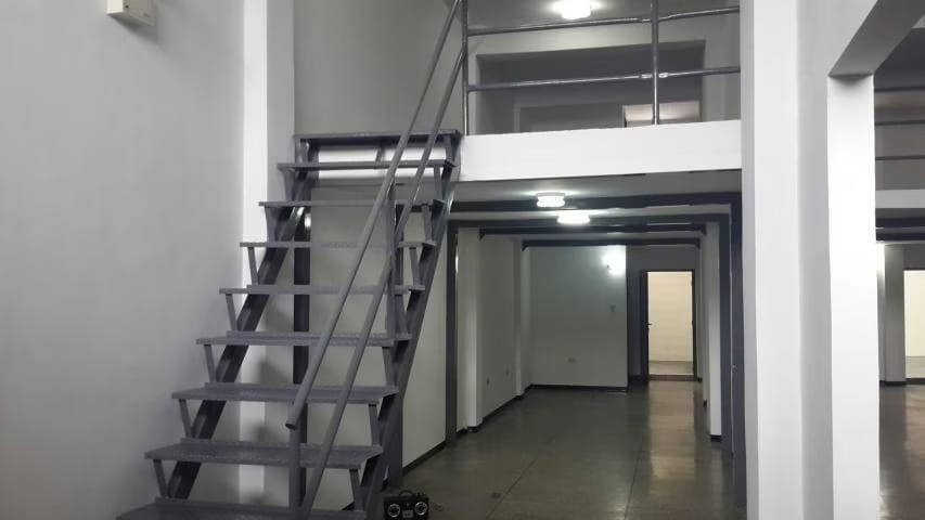 Comercial (Edificio) en Venta en Centro, Lara - 5