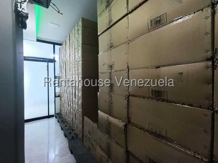 Comercial (Galpon - Deposito) en Alquiler en Boleita Norte, Distrito Metropolitano - 12