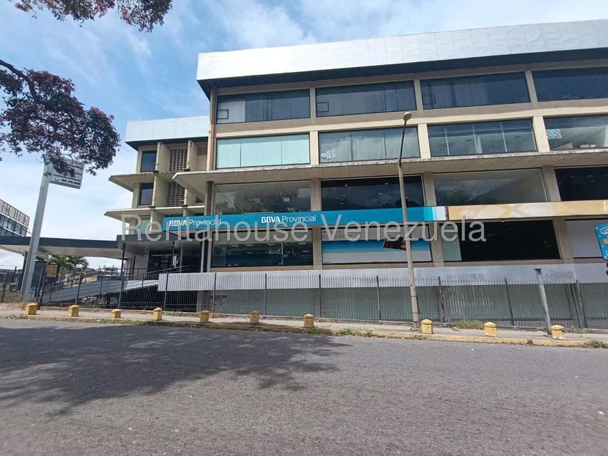 Comercial (Galpon - Deposito) en Alquiler en Boleita Norte, Distrito Metropolitano - 26