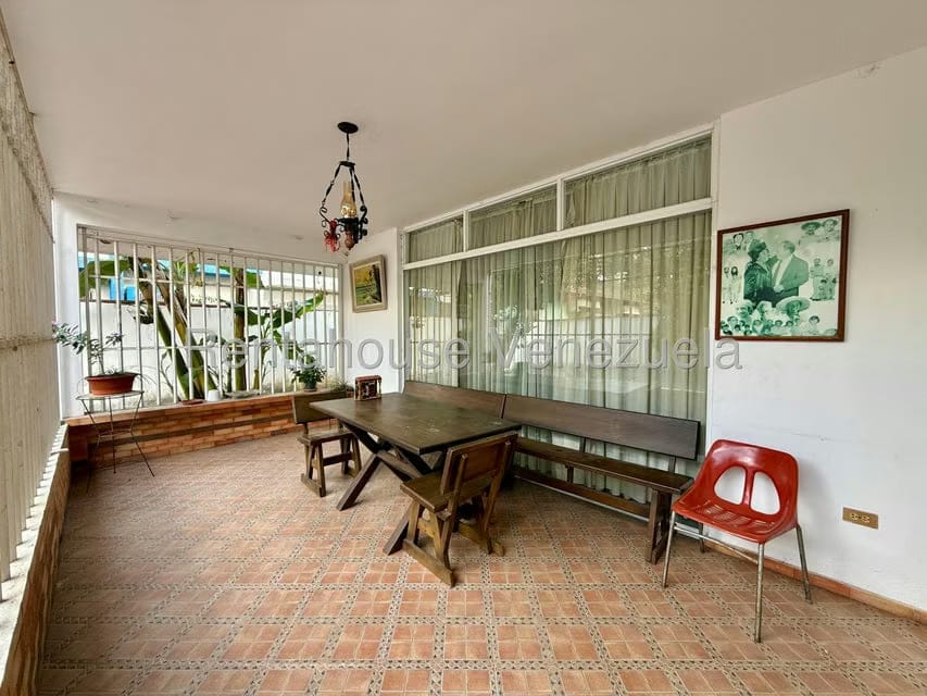 Casa (Contemporaneo) en Venta en Sorocaima, Distrito Metropolitano - 11