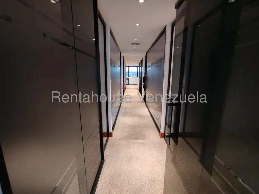 Comercial (Oficina) en Venta en El Rosal, Distrito Metropolitano - 12